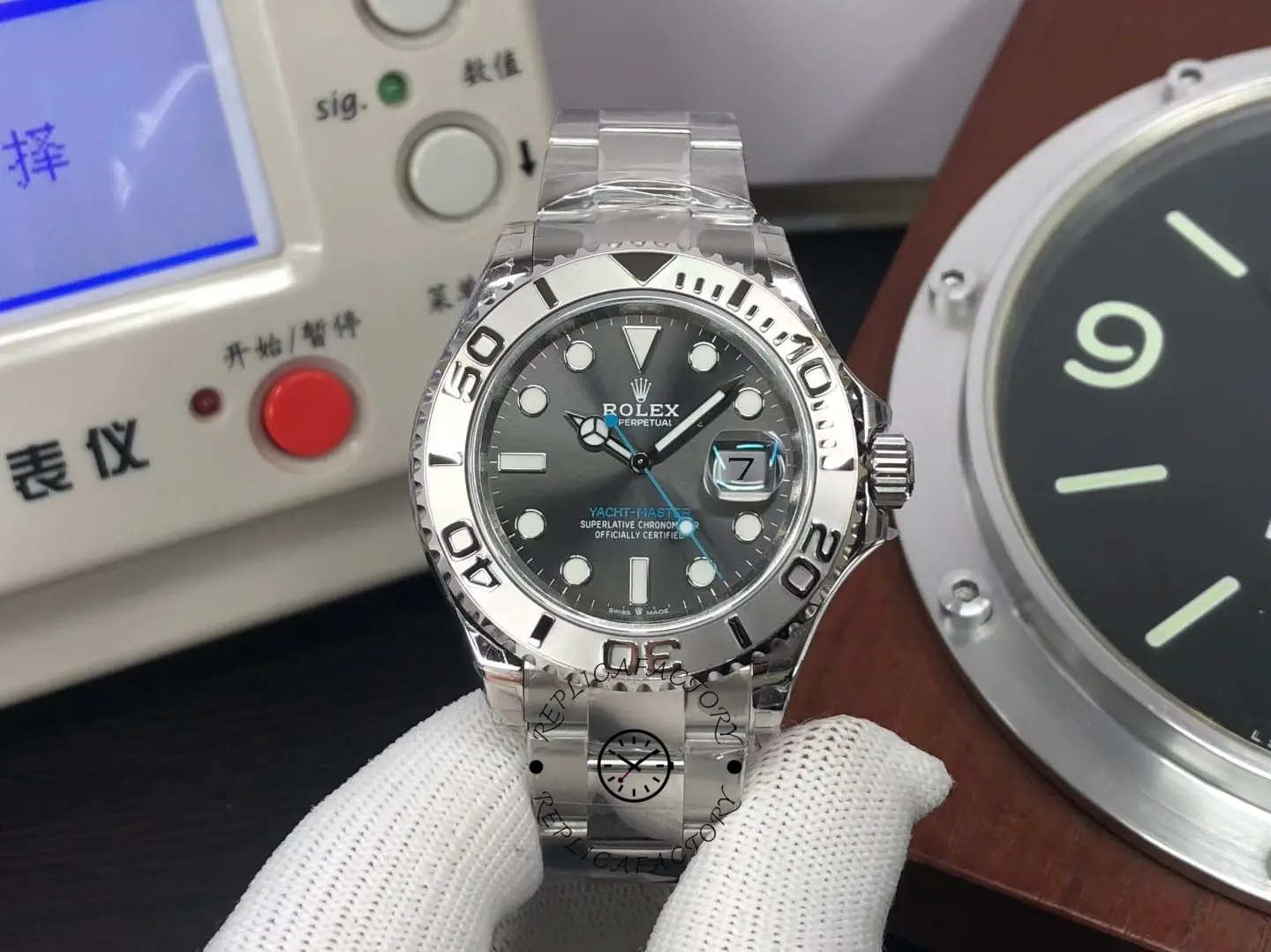 Rolex Yacht-Master 126622-0001 Platinum Bezel Dark Rhodium Grey Dial 40MM Mens Replica Watch - QualitySwissReplica