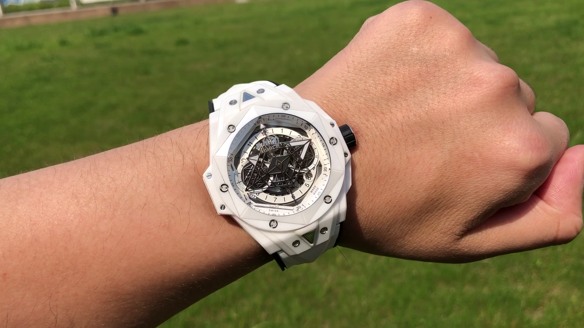 Replica Hublot Big Bang Sang Bleu 418.HX.2001.RX.MXM21 Automatic Ceramic - QualitySwissReplica