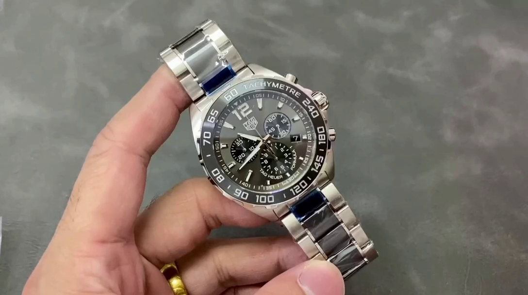 Tag Heuer Formula 1 Chronograph CAZ1011.BA0843 43mm Watch - QualitySwissReplica