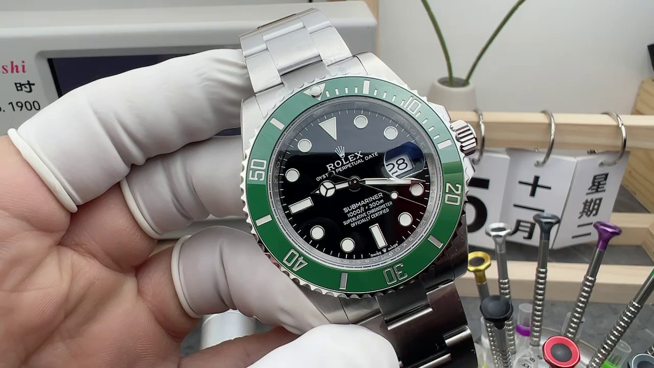 Rolex Submariner 126610LV Green Bezel Black Dial 41mm Mens Watch - QualitySwissReplica