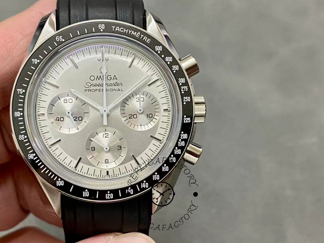 Omega Speedmaster Moonwatch Professional 310.63.42.50.02.001 Silver Replica - QualitySwissReplica
