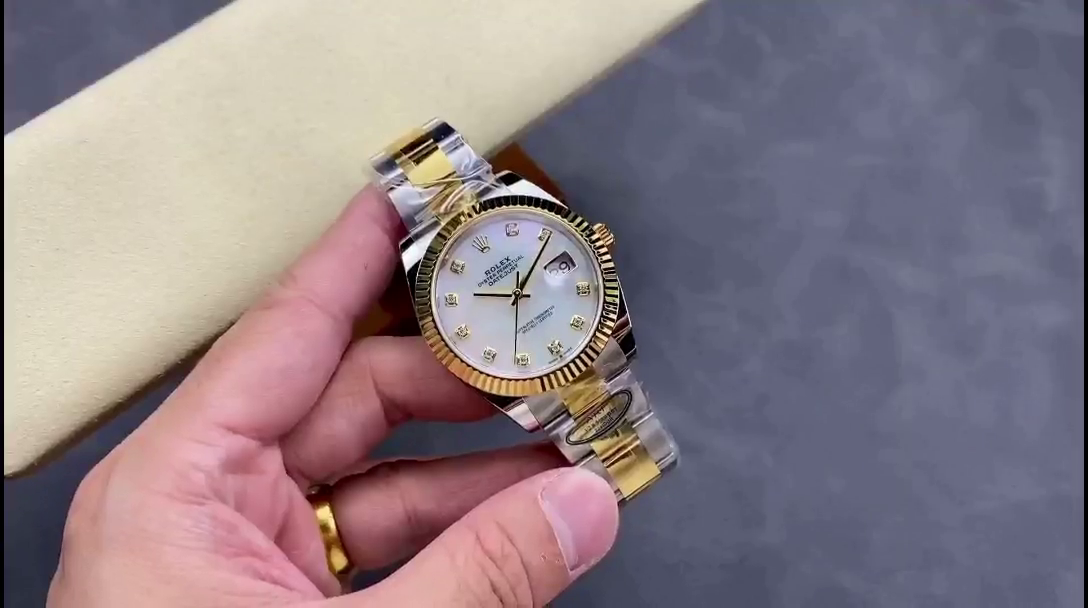 Rolex Datejust 41mm Steel and Yellow Gold 126333 0017 White Mop Diamond Oyster - QualitySwissReplica