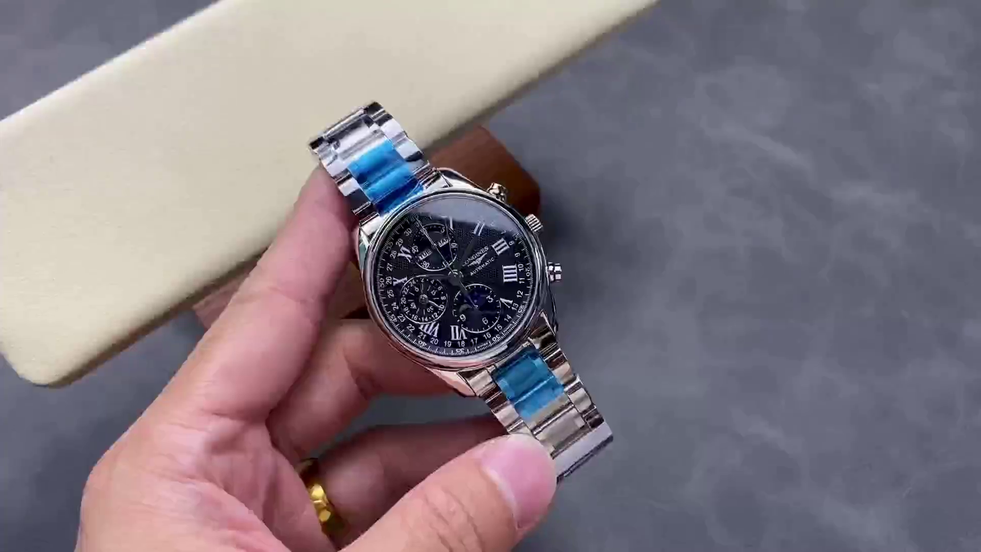 Longines L2.673.4.51.6 Master Replica 40 Stainless Steel Chronograph Black Dial - QualitySwissReplica