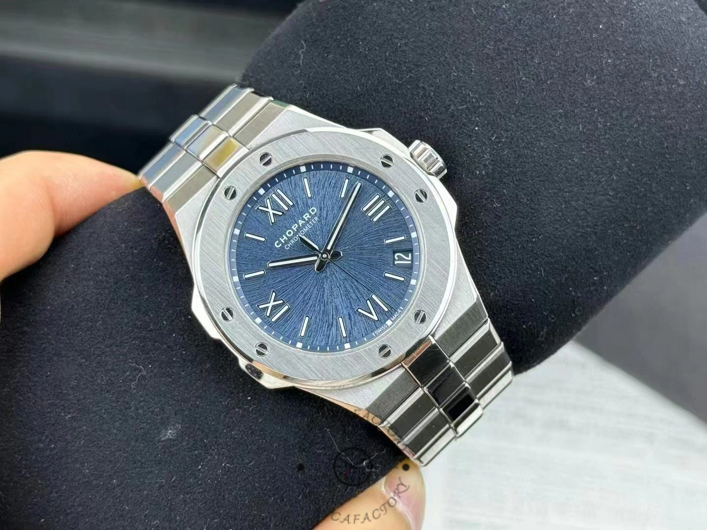 Chopard Alpine Eagle 41mm 298600 3001 Men's Watch - QualitySwissReplica