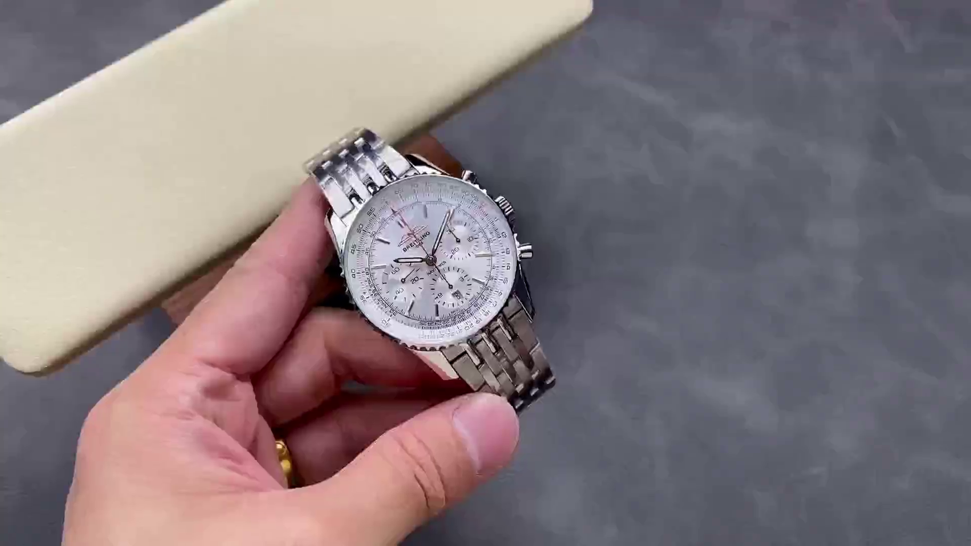 Breitling Navitimer B01 Clone AB0139211G1A1 Silver Dial 41mm - QualitySwissReplica