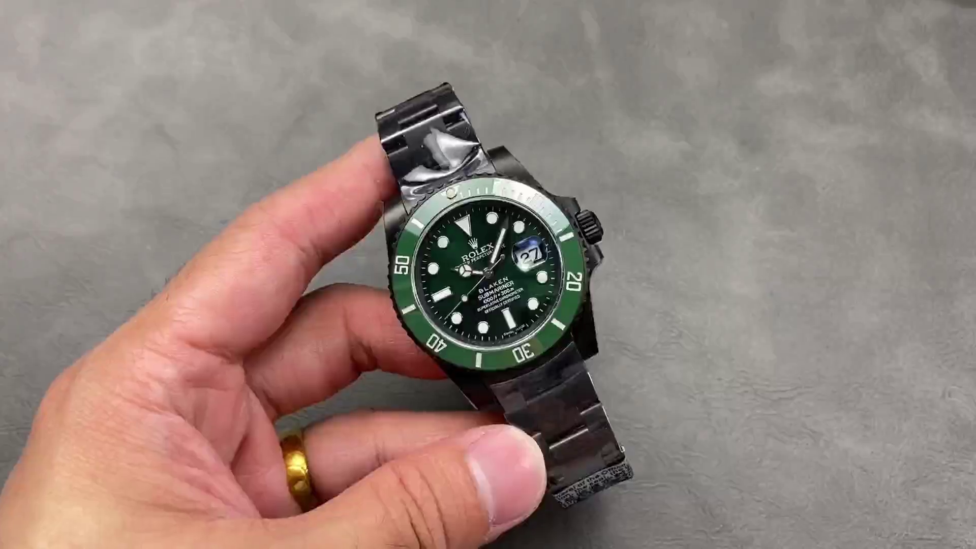 Rolex Submariner 'Hulk' 116610LV - QualitySwissReplica