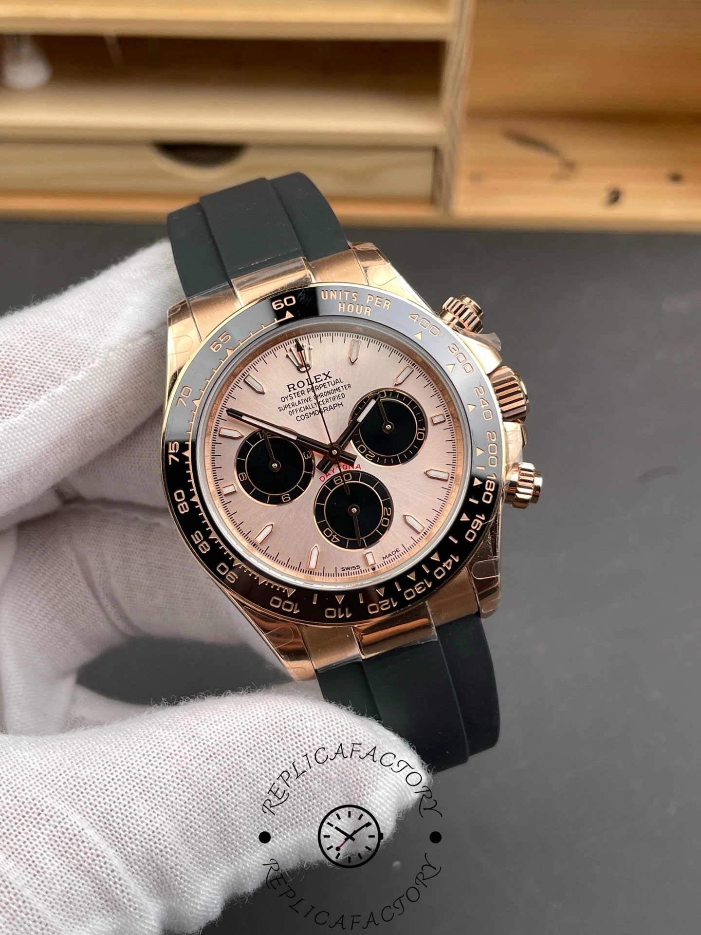 Rolex Daytona 126515LN 0006 Sundust 40mm Everose Gold Oysterflex - QualitySwissReplica