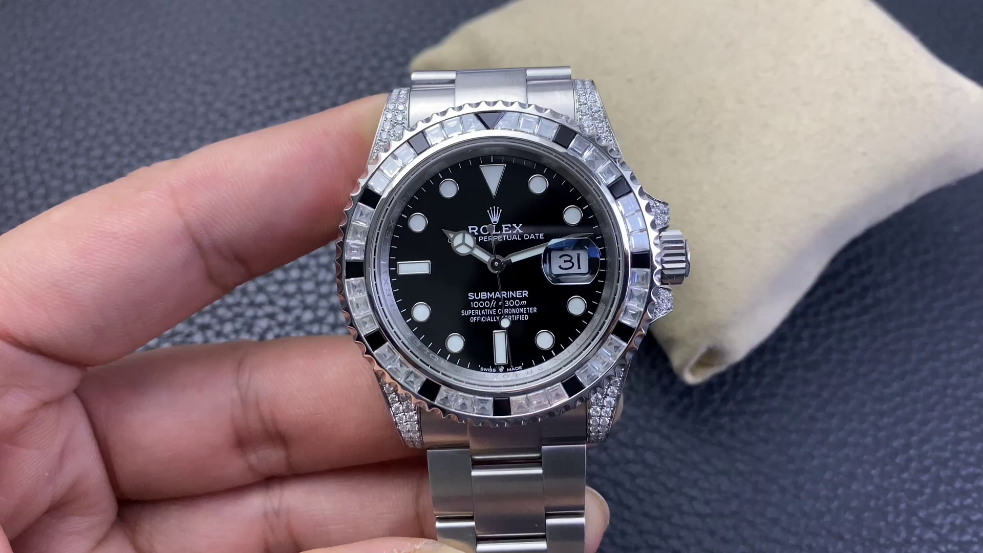 Rolex Submariner 116610 Black Dial Diamond Case 40MM Men's Watch - QualitySwissReplica