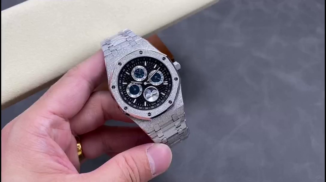 AP 1:1 Clone Royal Oak Perpetual Calendar 26574BC.GG.1224BC.01 Black Dial - QualitySwissReplica