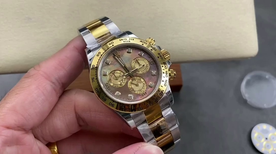 Rolex Daytona 116523 Dark MOP Black Dial 40mm Mens Replica Watch - QualitySwissReplica