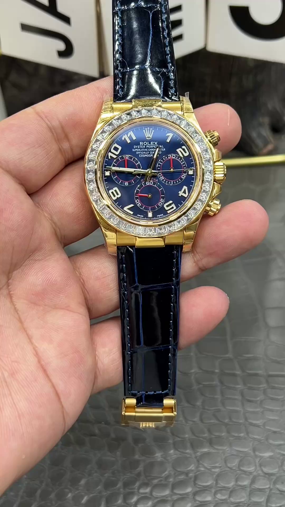Rolex Daytona 116518 Diamond Edition - QualitySwissReplica