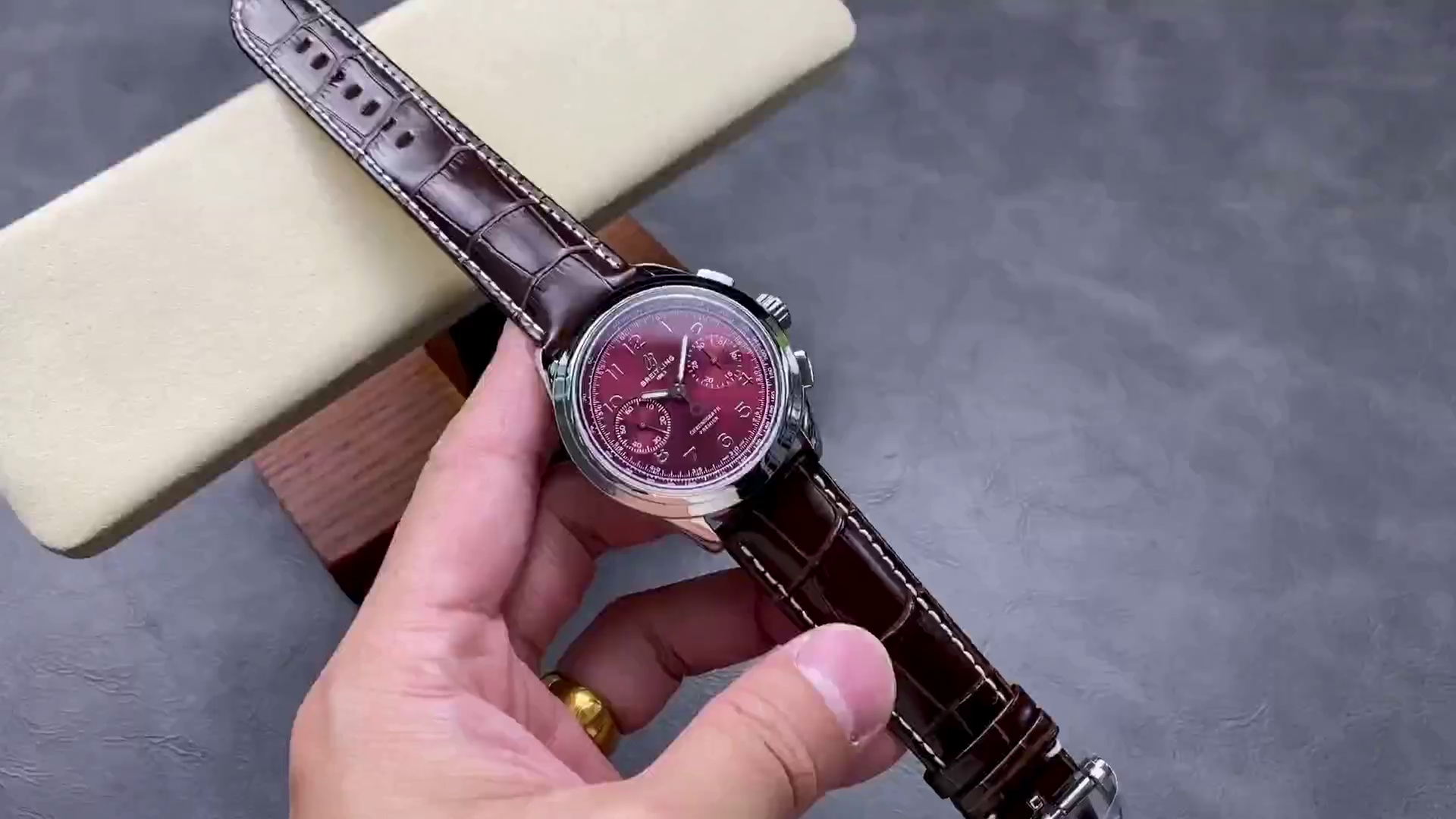Breitling Premier B09 Chronograph 40 AB0930D41K1P1 1:1 Clone Brown Alligator Strap - QualitySwissReplica