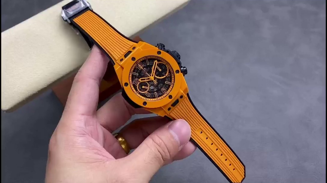 Hublot Big Bang Unico Orange Ceramic 42mm 441.CU.5910.RX - QualitySwissReplica