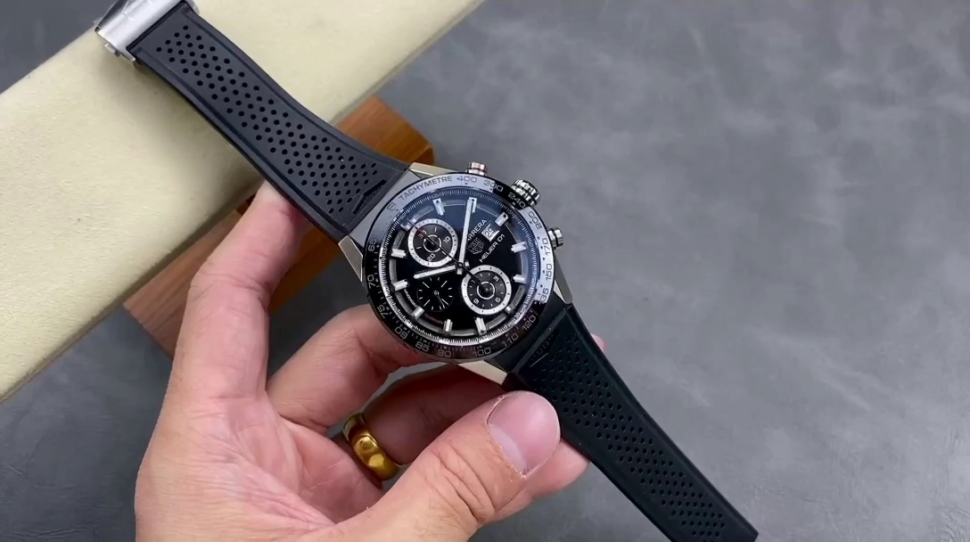 Tag Heuer Carrera Calibre Heuer 01 CAR201Z.FT6046 Automatic 43mm - QualitySwissReplica