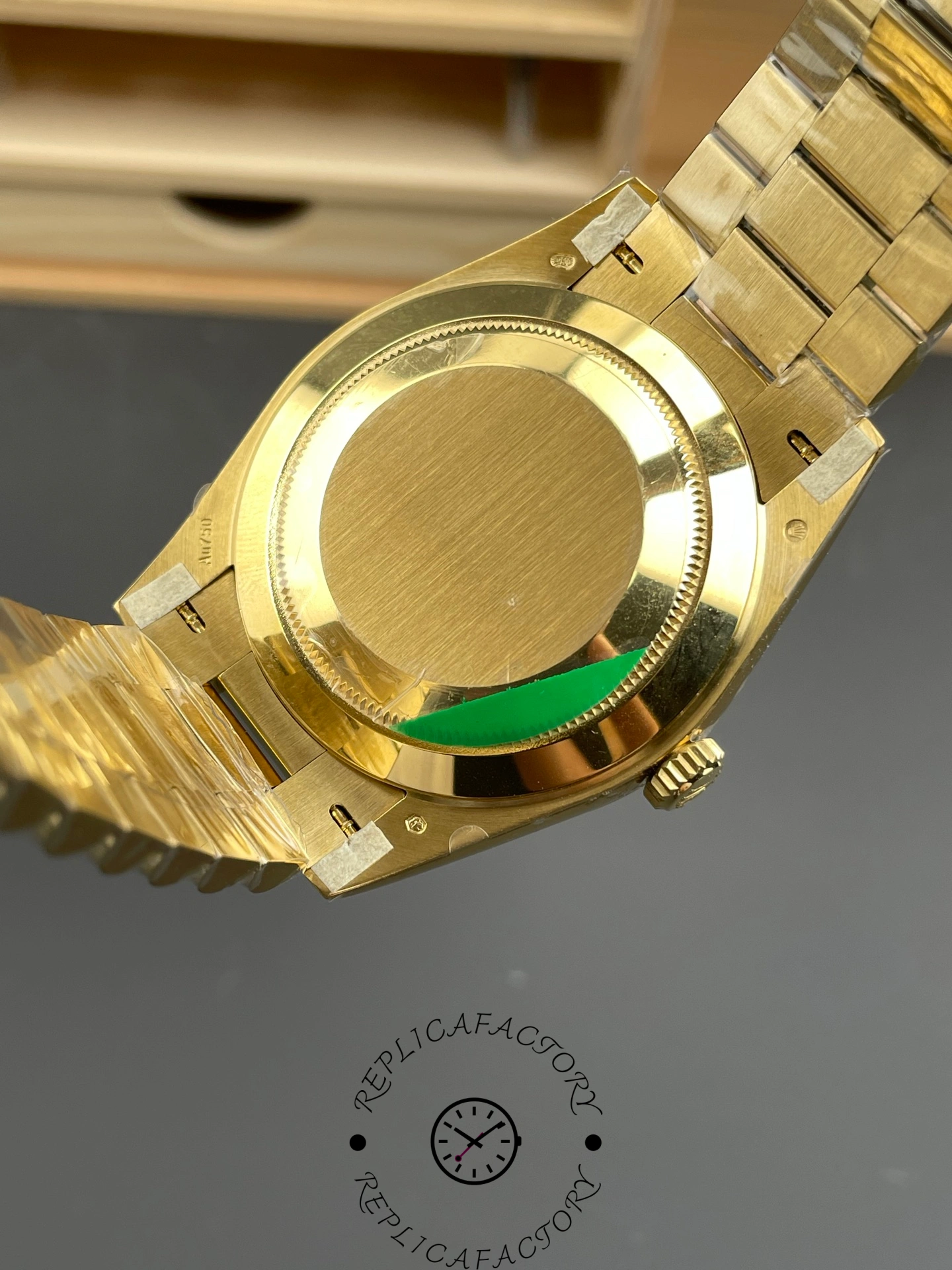 Rolex Day-Date 228238 Champagne Roman Dial Fluted Bezel 40mm Mens Replica Watch - QualitySwissReplica