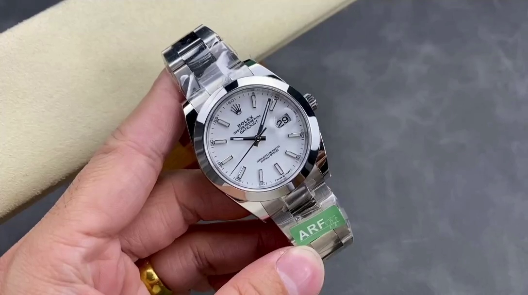 Rolex Datejust 41 Stainless Steel White Dial M126300 0005 Men's Watch - QualitySwissReplica