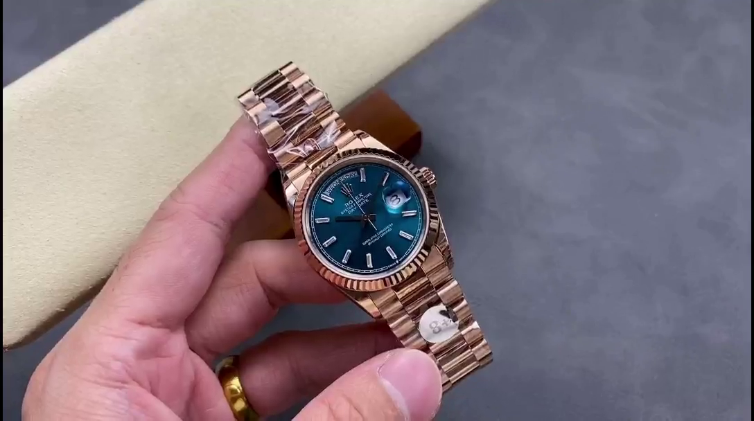Rolex Day Date Oyster 36 mm Everose Gold Blue Green Dial M128235 0085 - QualitySwissReplica