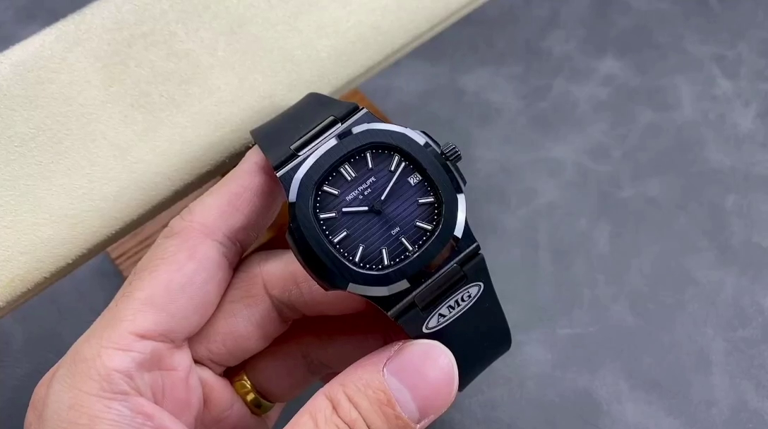 Patek Philippe Nautilus Titanium Case Blue Dial 5711 40MM Watch - QualitySwissReplica
