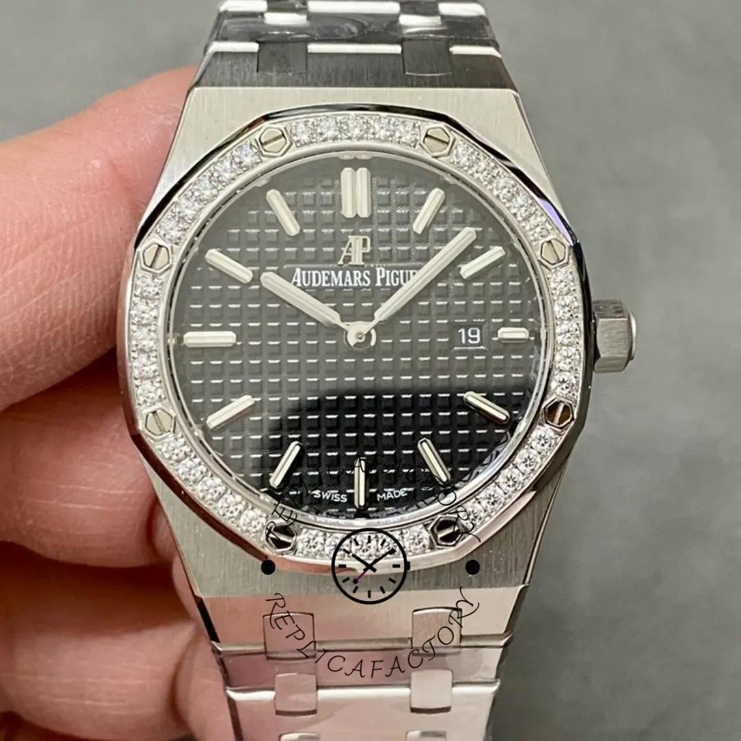 AP Royal Oak Quartz Diamond-Set 67651ST.ZZ.D002CR.01 904L Stainless Steel 1:1 Clone - QualitySwissReplica