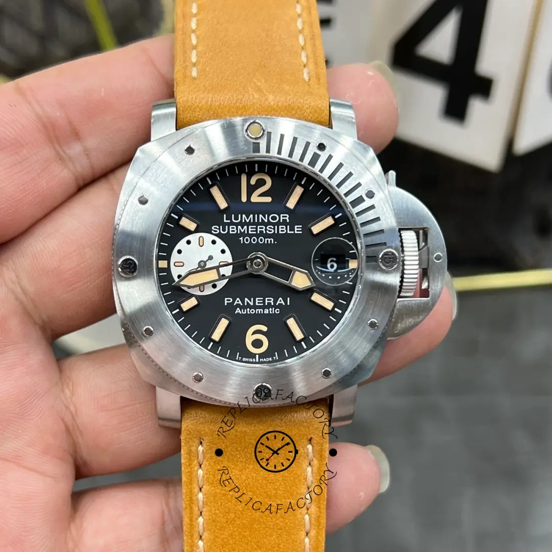 Panerai Luminor Submersible 1000m PAM00064 Automatic 47mm Replica Leather Strap - QualitySwissReplica