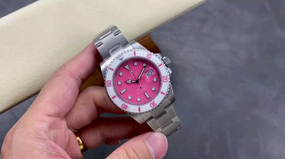 Rolex DIW Submariner Date 116610 Limited Edition Full 904L Pink Dial 40mm - QualitySwissReplica