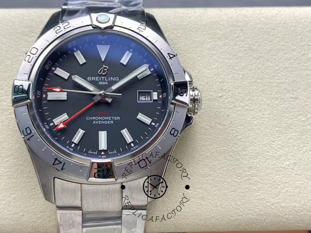 Breitling Avenger GMT 44MM Red Pointer A32320101B1A1 Replica - QualitySwissReplica
