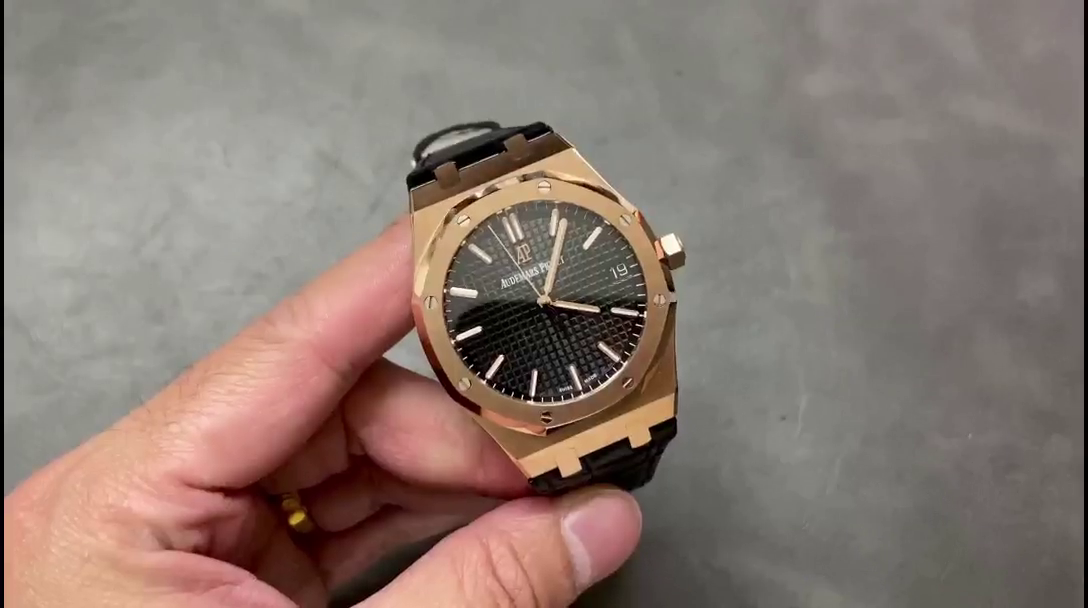 AP Royal Oak 41 Black Alligator Strap Replica 15500OR.OO.D002CR.01 Automatic - QualitySwissReplica