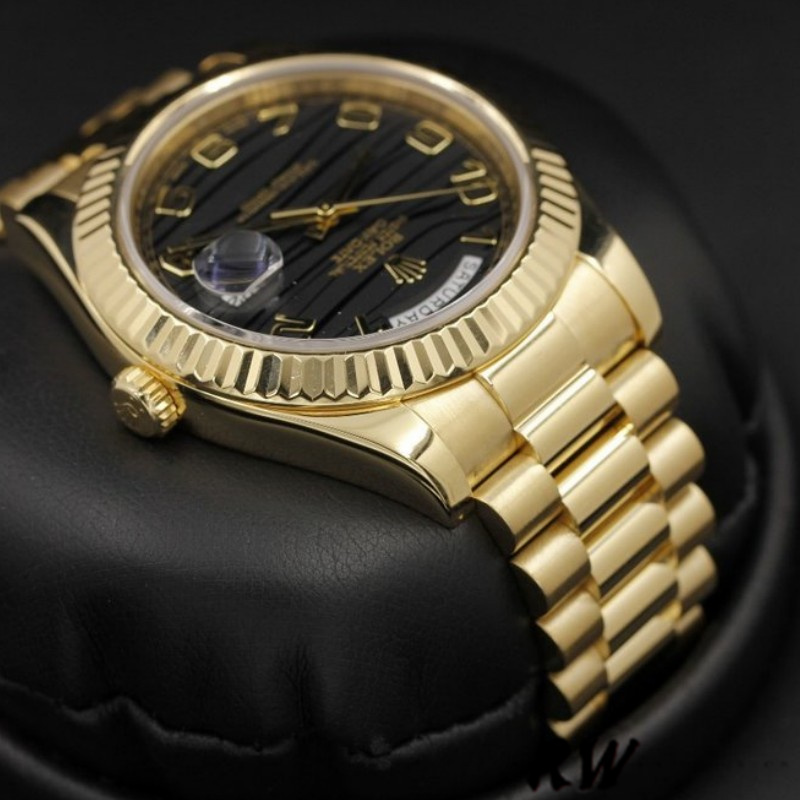 Rolex Day-Date 218238 Wave Black Dial Yellow Gold 41MM Mens Replica Watch - QualitySwissReplica