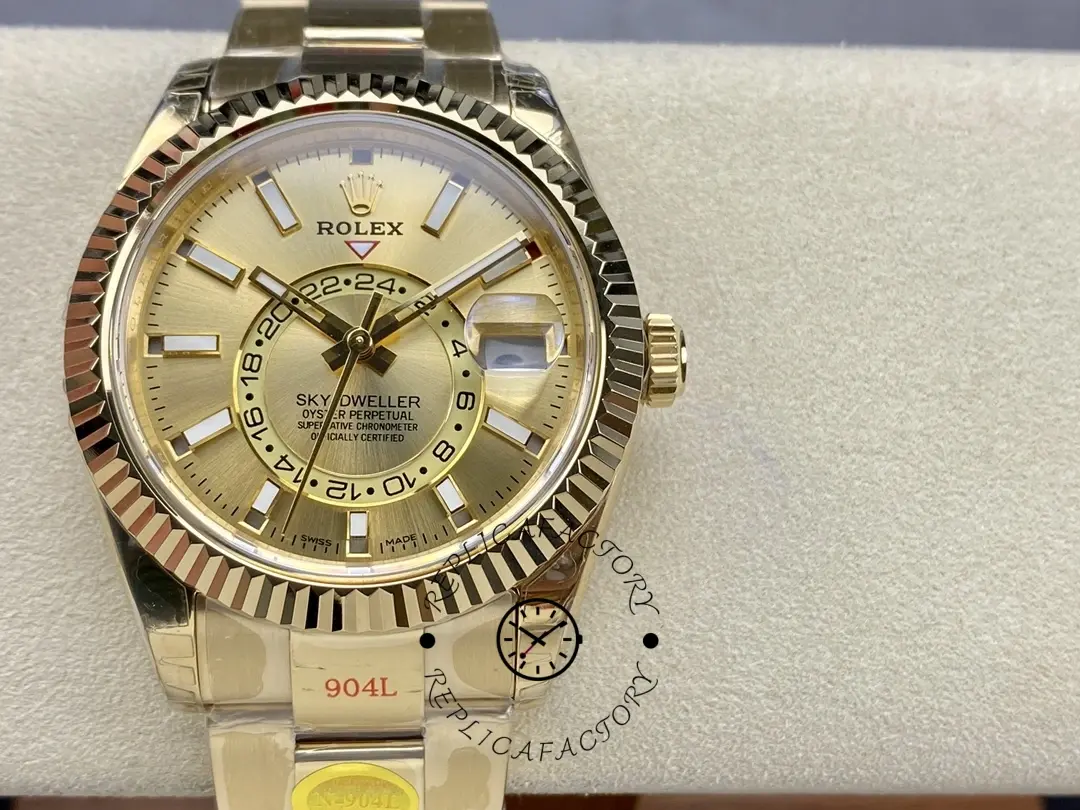 Rolex Sky Dweller 42mm Yellow Gold Champagne Dial m336938 0001 Men's Replica Watch - QualitySwissReplica