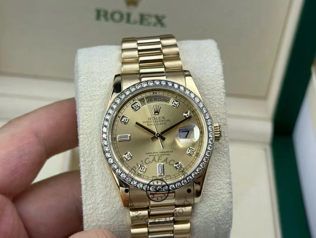 Rolex Day Date 118348 Champagne diamond Dial Yellow Gold 36mm Unisex Replica Watch - QualitySwissReplica