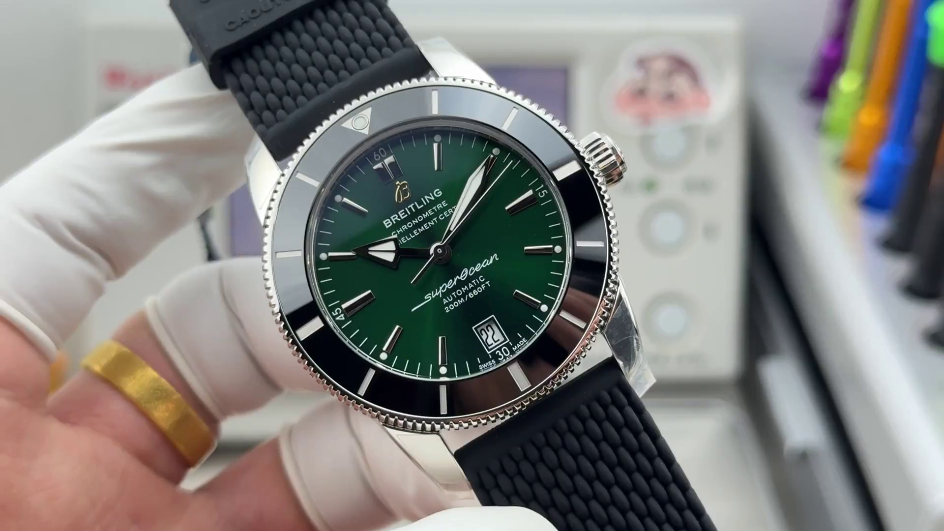 Breitling Superocean Heritage 1:1 Clone 42 Ceramic Green Dial AB2010121L1S1 - QualitySwissReplica