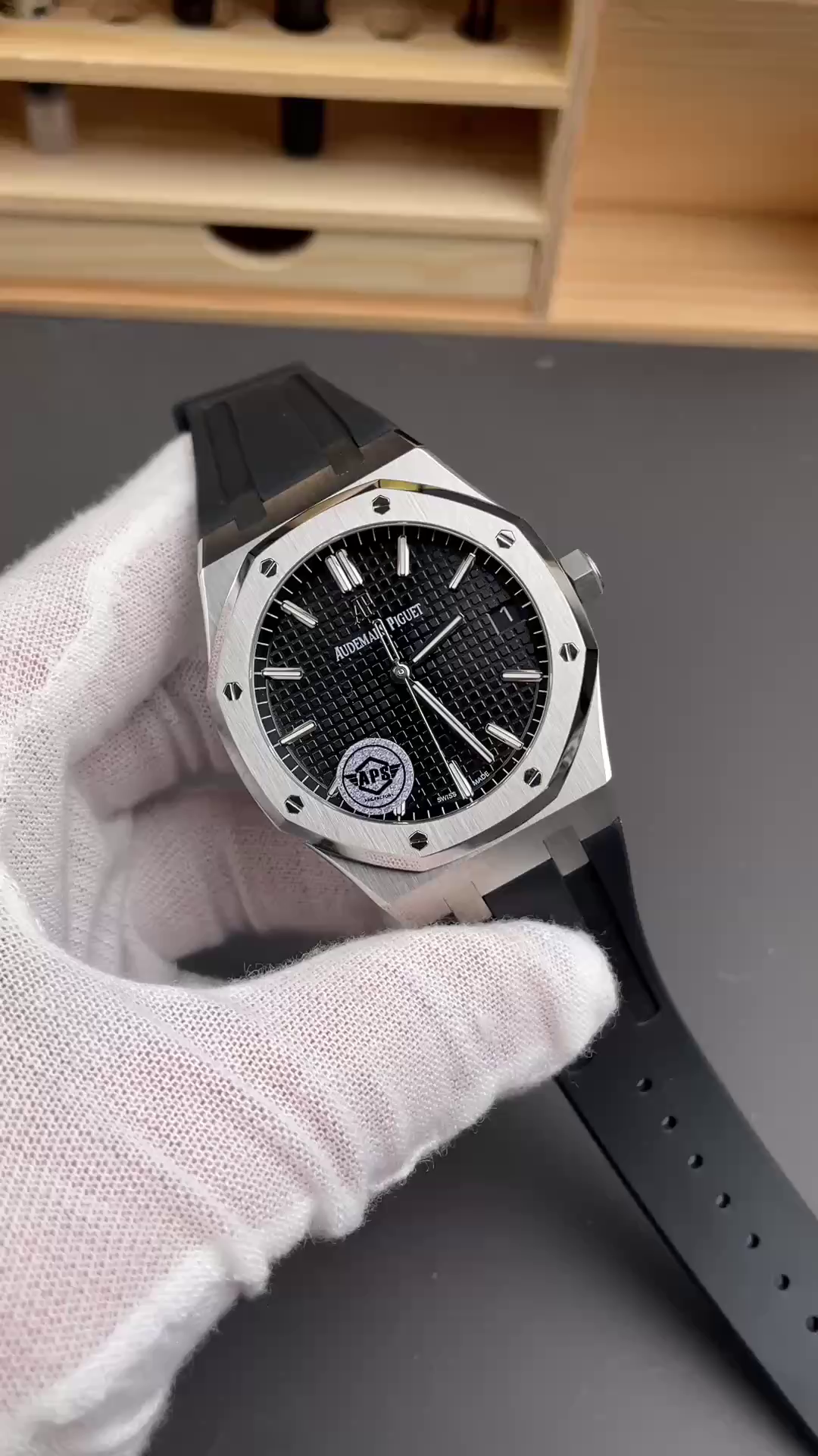 AP Royal Oak 41 Black Rubber 15500ST.OO.1220ST.03 Replica Automatic - QualitySwissReplica
