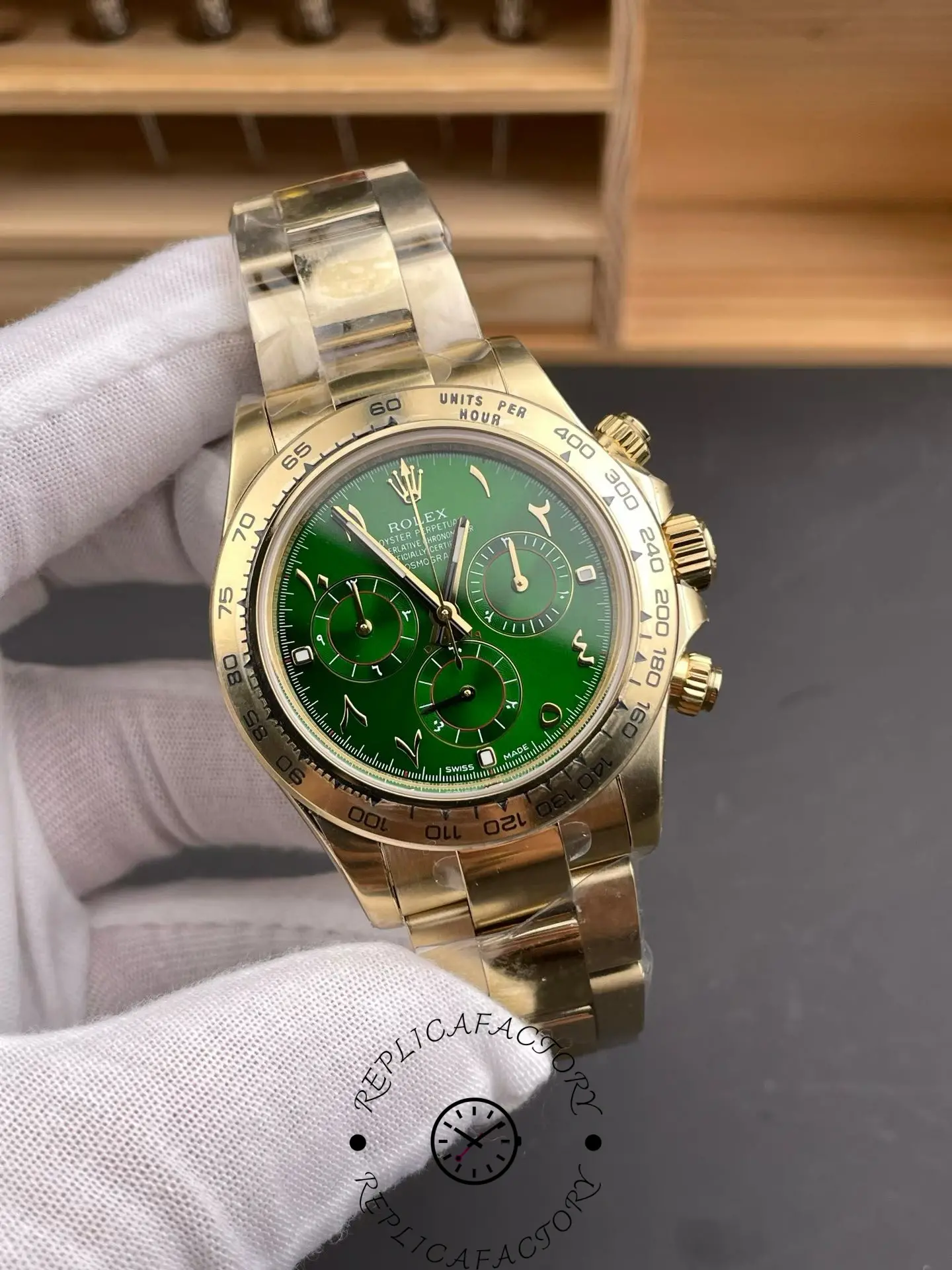 1:1 Clone Rolex Daytona 116508 Arabia Green Dial 4130 Movement - QualitySwissReplica