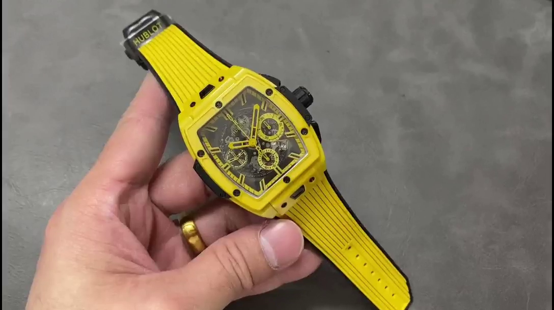 Hublot Spirit of Big Bang King 642.CY.011Y.RX 42mm Mens - QualitySwissReplica