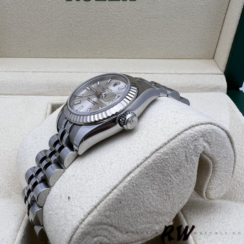 Rolex Datejust 179174 Silver Index Dial Fluted Bezel 26MM Lady Replica Watch - QualitySwissReplica
