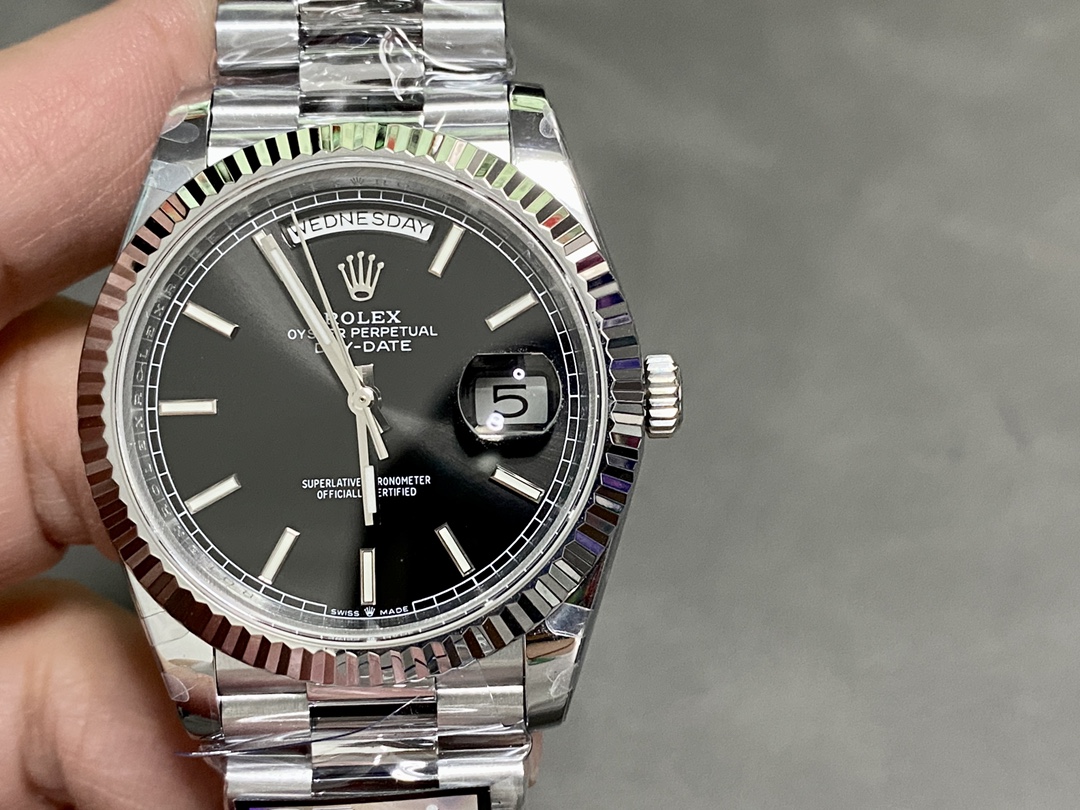 Rolex Day Date 40 Platinum Black Dial M228236 0003 Men's Watch - QualitySwissReplica