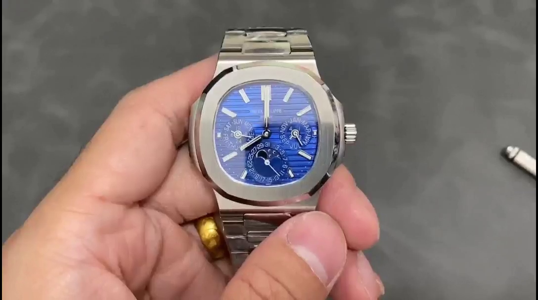 Patek Philippe Nautilus Perpetual Calendar White Gold Blue Dial 5740 1G 001 40mm - QualitySwissReplica