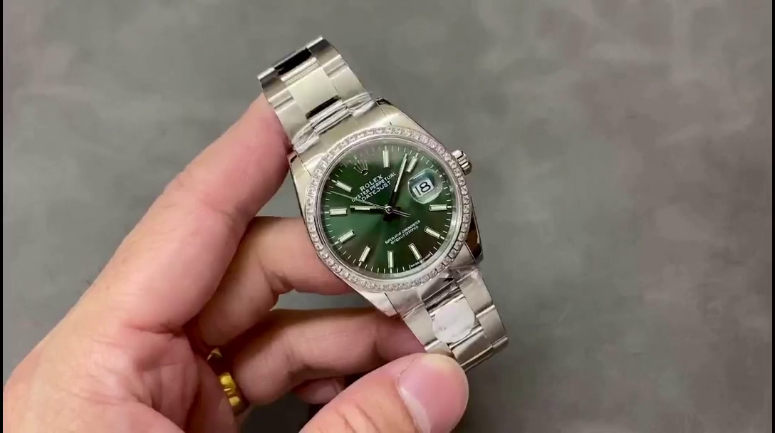 Rolex Datejust 36 White Gold & Diamonds Mint Green Dial M126284RBR 0044 Women's Watch - QualitySwissReplica