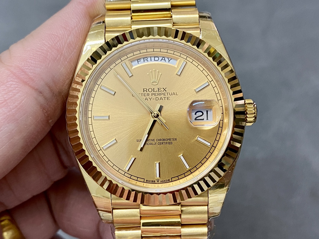 Rolex Day-Date 128238 Fluted Bezel Champagne Index Dial 36MM Unisex Replica Watch - QualitySwissReplica