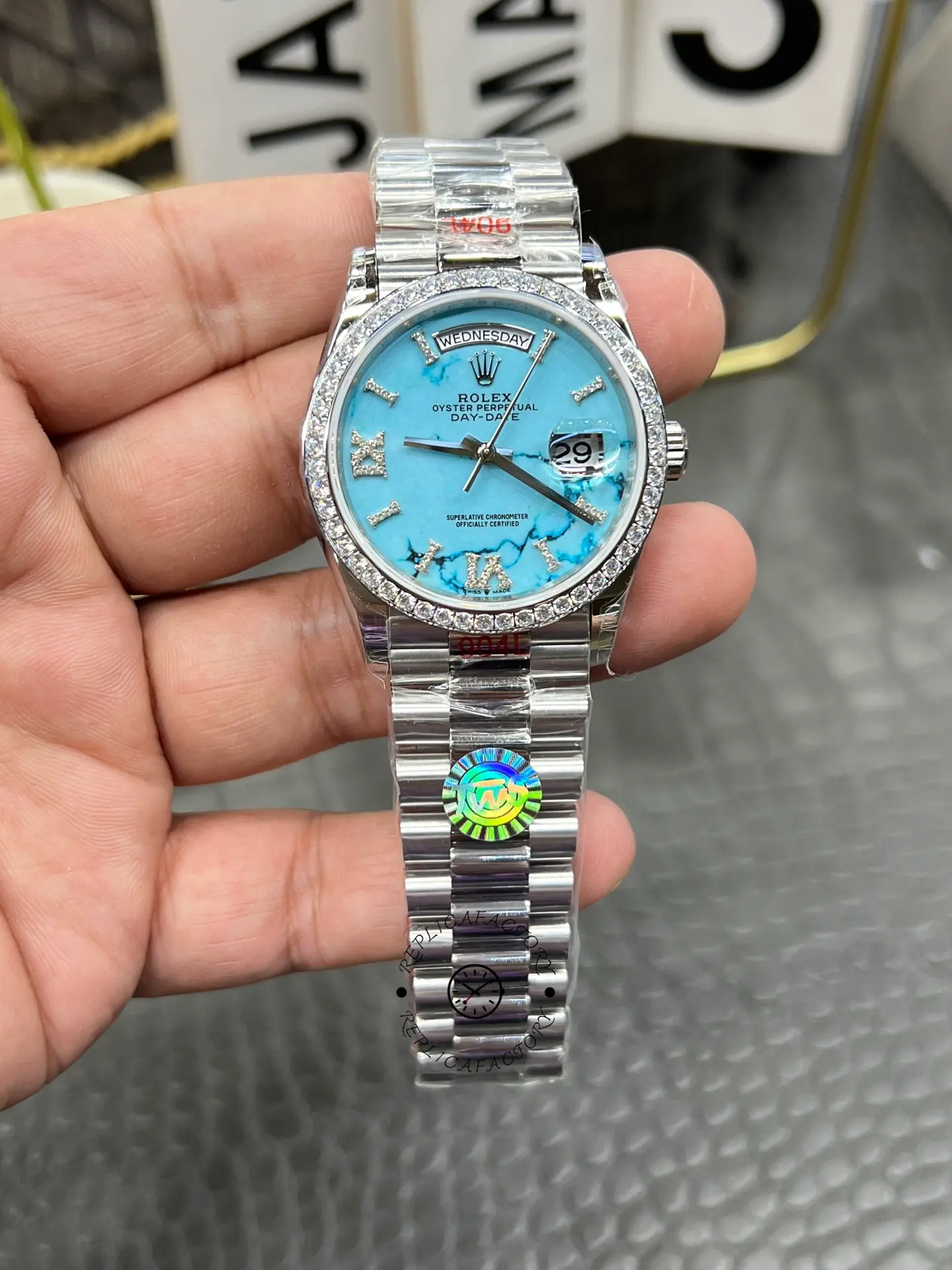 Rolex Day Date 36 Platinum Turquoise Diamond-Set Roman Dial Diamond Bezel m128396tbr 0016 - QualitySwissReplica