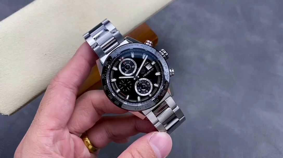 TAG Heuer Carrera Calibre Heuer 01 CAR201Z.BA0714 Automatic 43mm - QualitySwissReplica