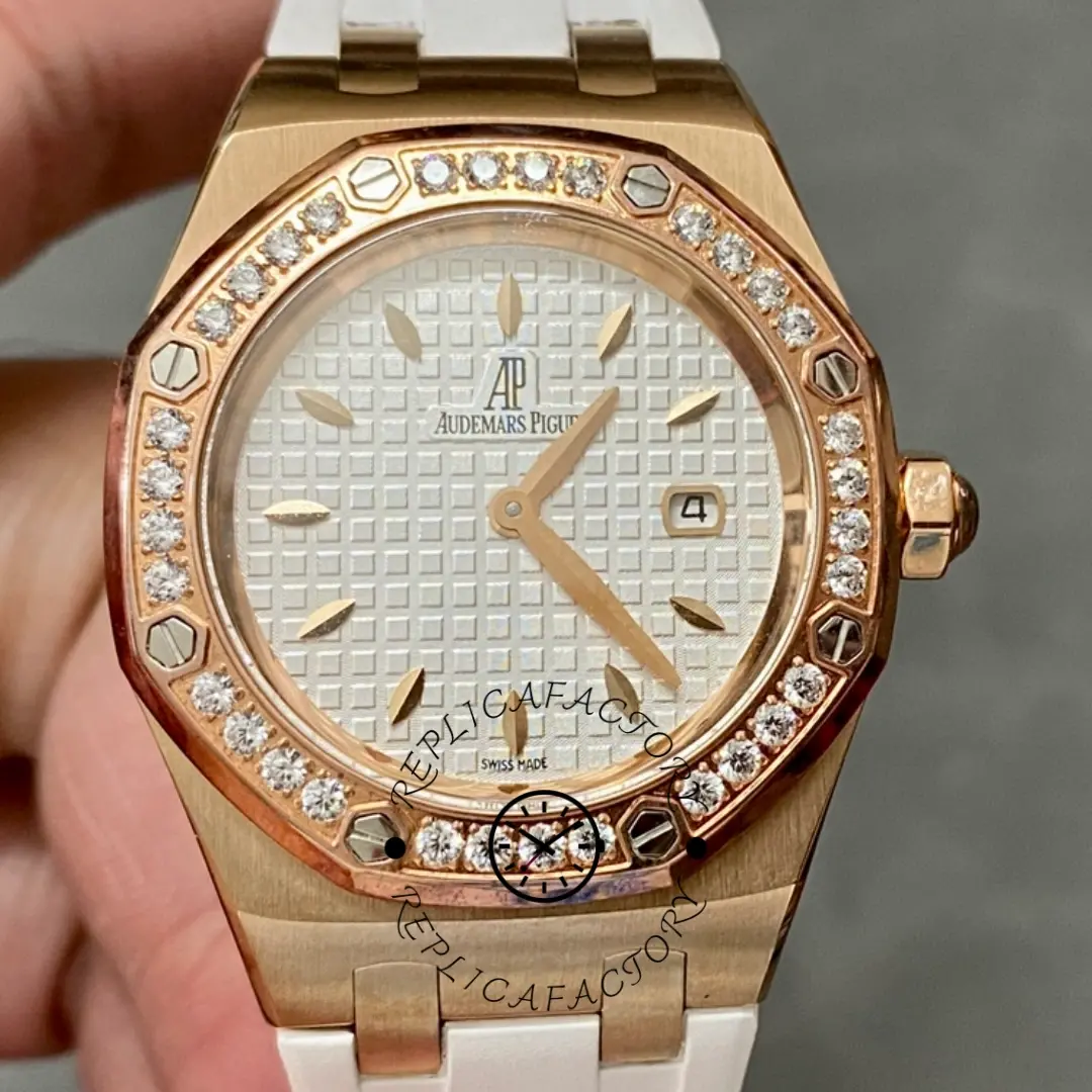AP Royal Oak 33MM Women's Watch 67621OR.ZZ.D010CA.01 1:1 Clone White Rubber - QualitySwissReplica