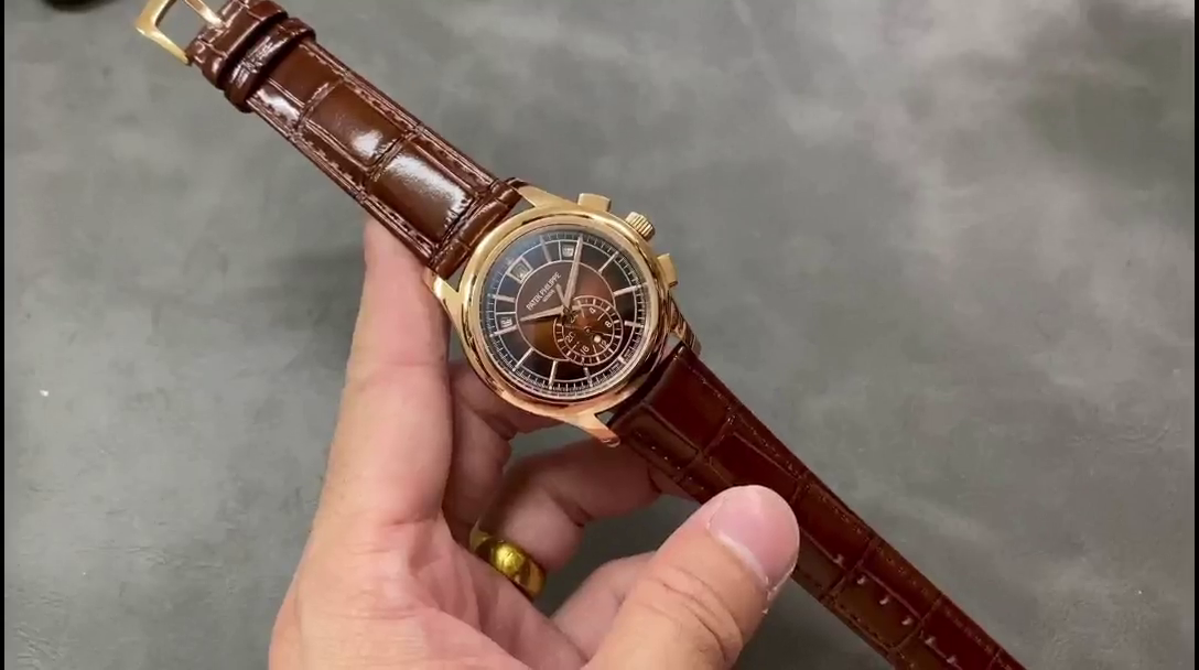 Replica Patek Philippe Complications 5905R 001 42mm Mens Watch - QualitySwissReplica