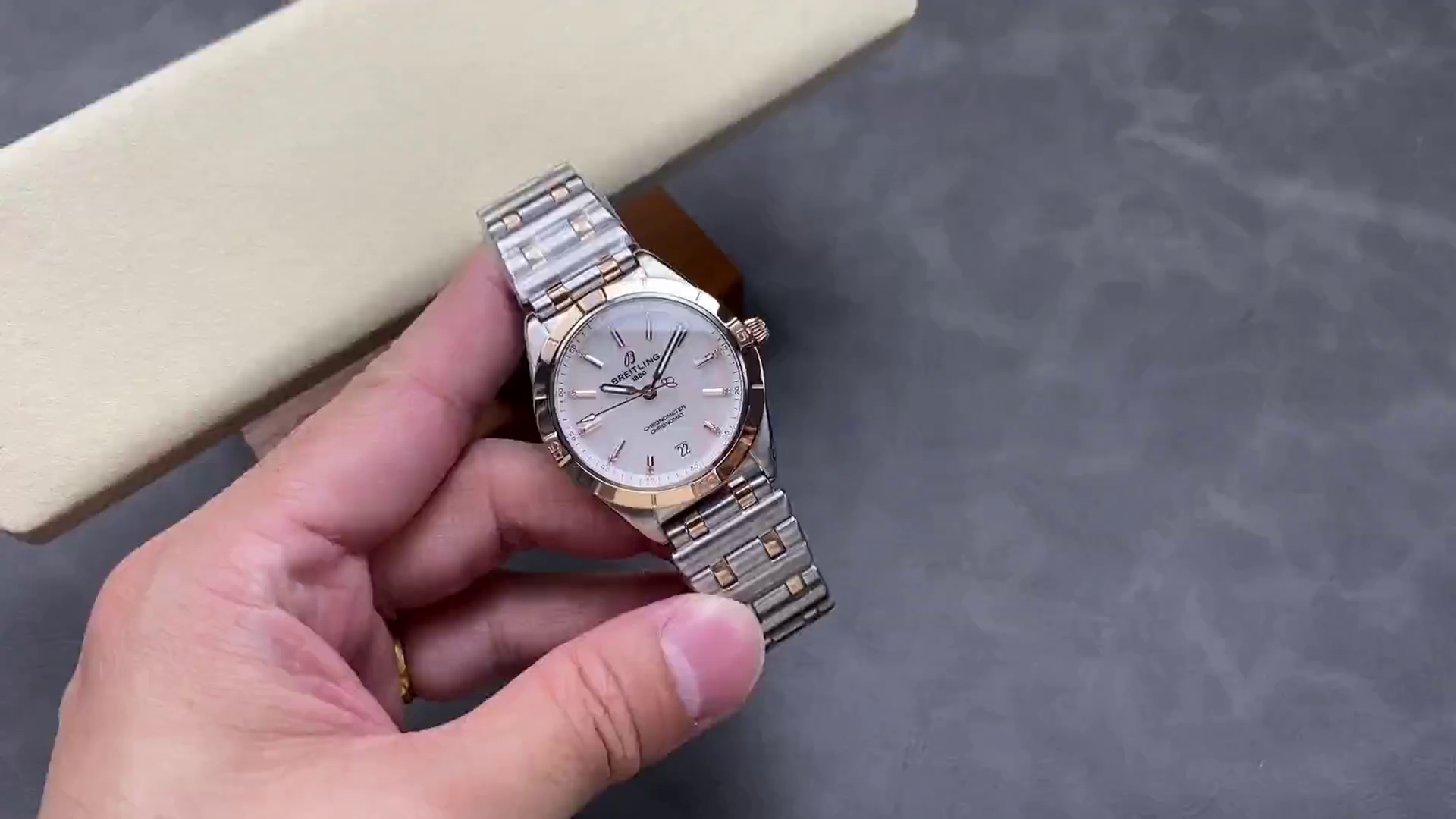 Breitling Chronomat Automatic 36 MOP Dial U10380101A2U1 Replica - QualitySwissReplica