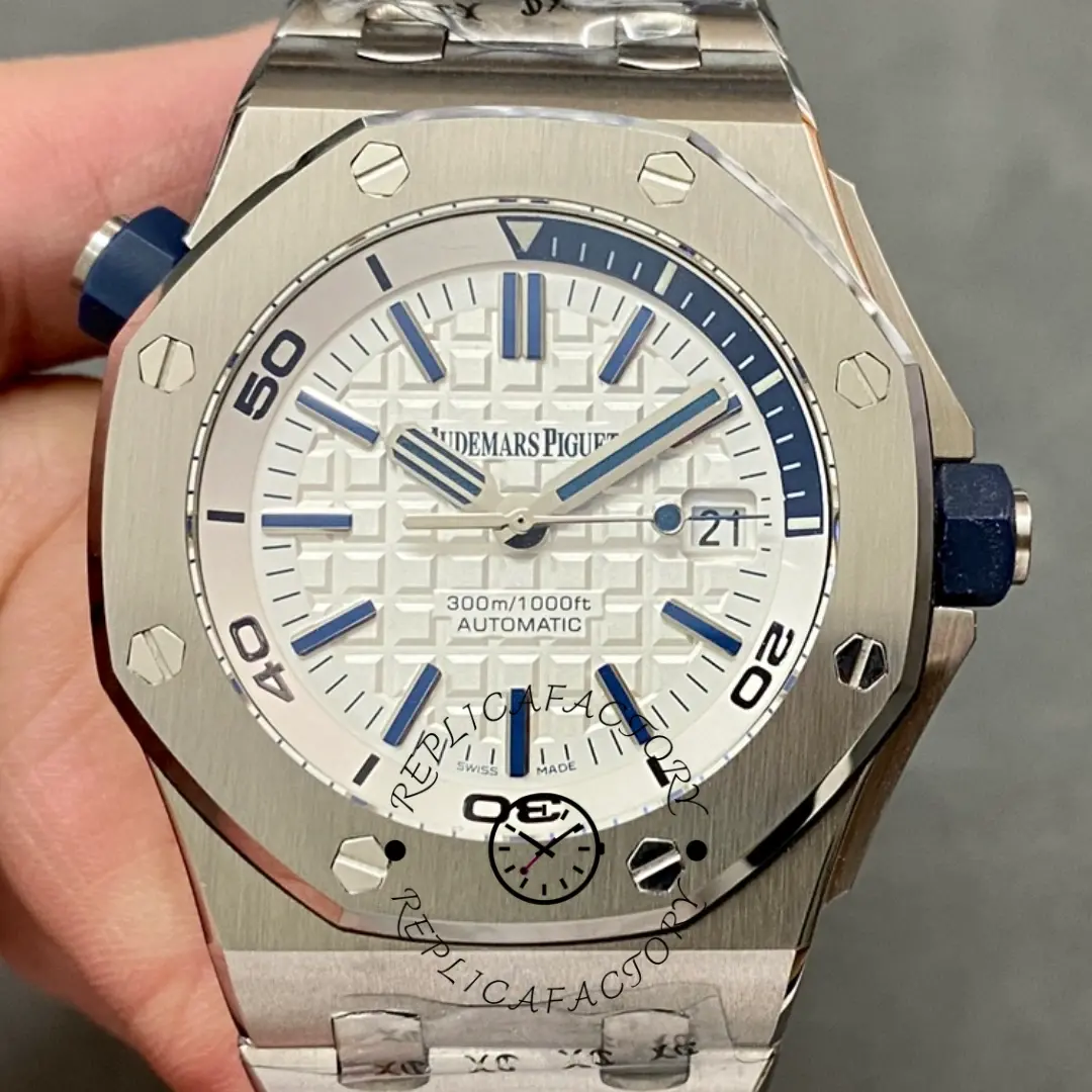 AP Replica 15710ST.OO.A010CA.01 Royal Oak Offshore Diver 42 White Dial - QualitySwissReplica