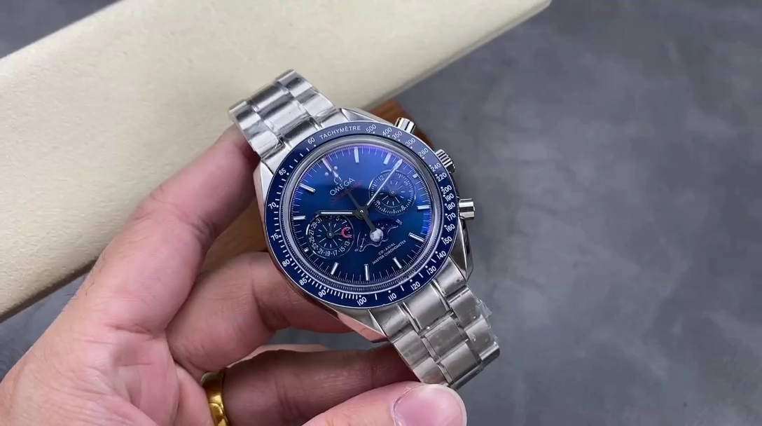 Omega Speedmaster 44.25mm 304.30.44.52.03.001 1:1 Clone Steel Bracelet Watch - QualitySwissReplica