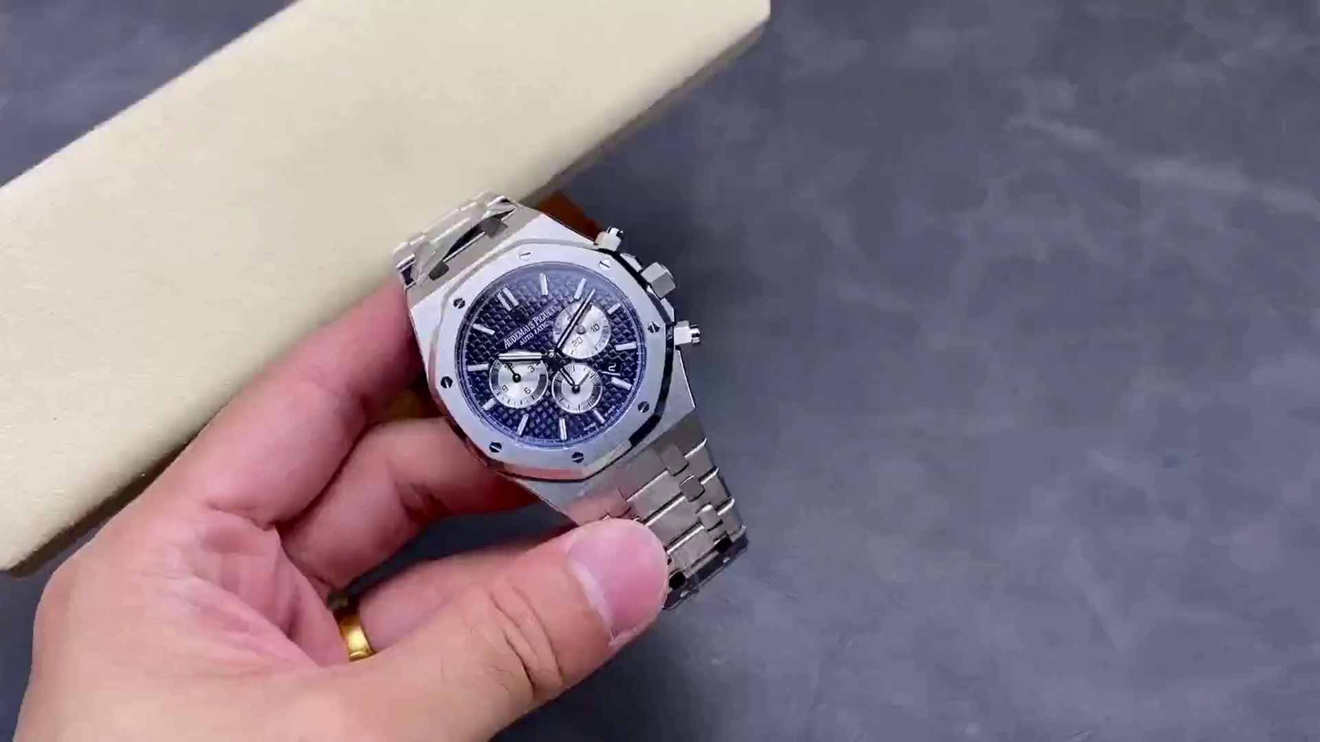 AP Royal Oak Chronograph 41 Blue Dial 26331ST.OO.1220ST.01 Replica - QualitySwissReplica