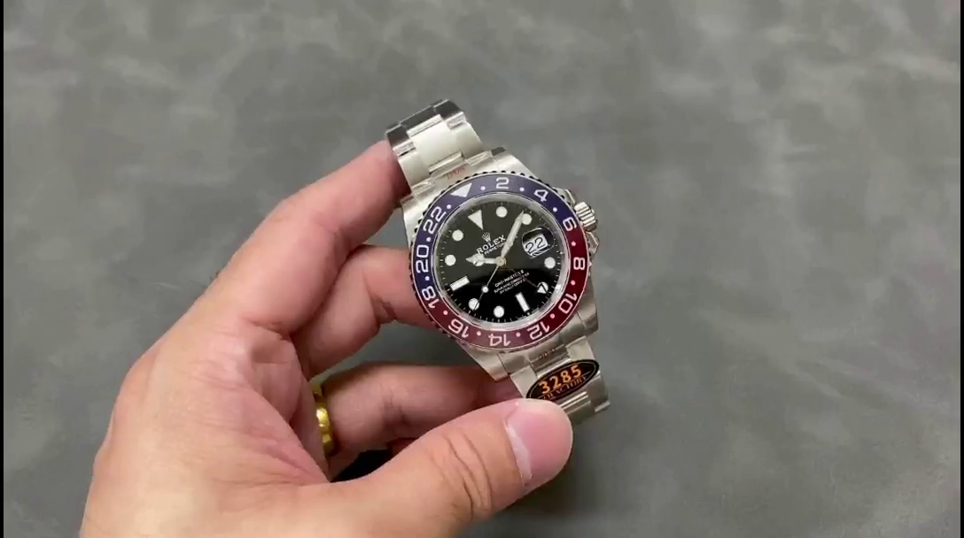Rolex GMT Master II 116719BLRO White Gold Pepsi Black Dial 40mm Mens Replica Watch - QualitySwissReplica