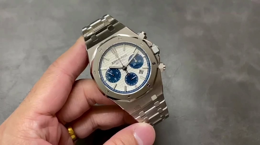 AP Royal Oak Chronograph 38MM 26315ST.OO.1256ST.01 Silver Dial Replica - QualitySwissReplica