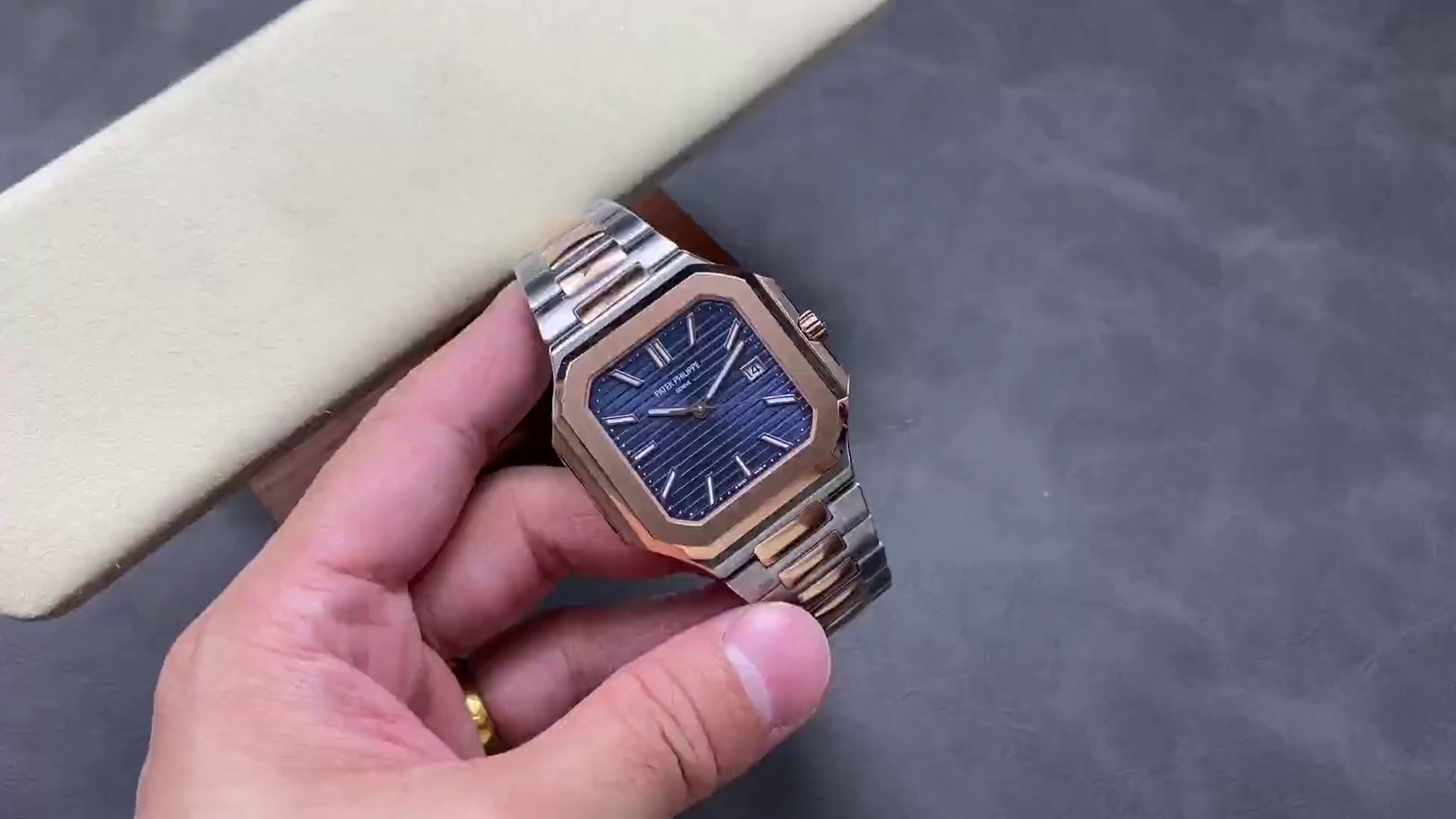 Patek Philippe Cubitus 5821/1AR-001 Stainless Steel Rose Gold Blue Dial Men's Watch - QualitySwissReplica